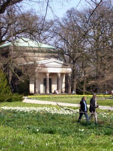 Mausoleum im Berggarten