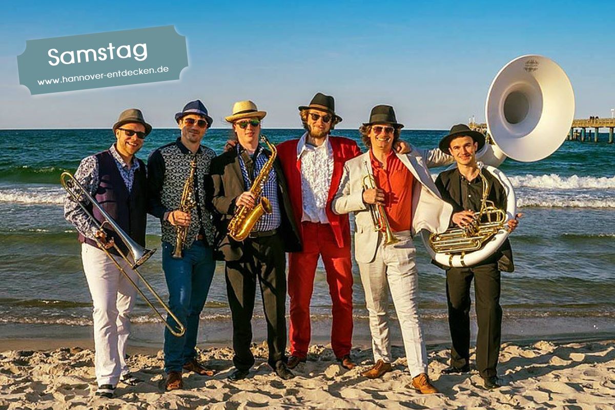 Brazzo Brazzone & The World Brass Ensemble