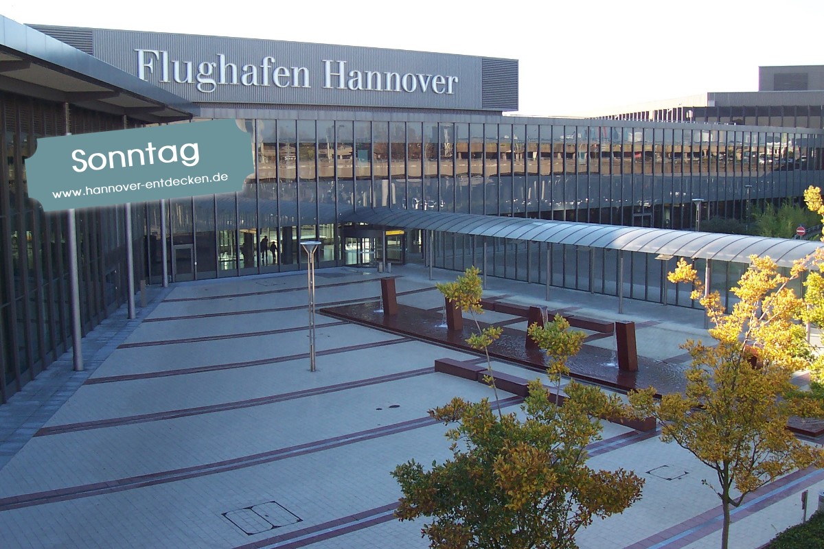 Flughafen Hannover ( Albion, Hannover Airport Terminal, Datum Overlay von hannover-entdecken.de, CC BY-SA 4.0 )