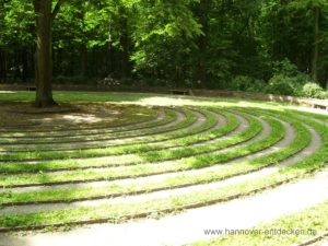 Das Rasenlabyrinth "Rad" in der Eilenriede