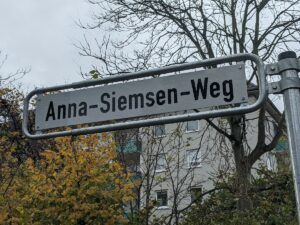 Anna-Siemsen-Weg (Straßenschild)