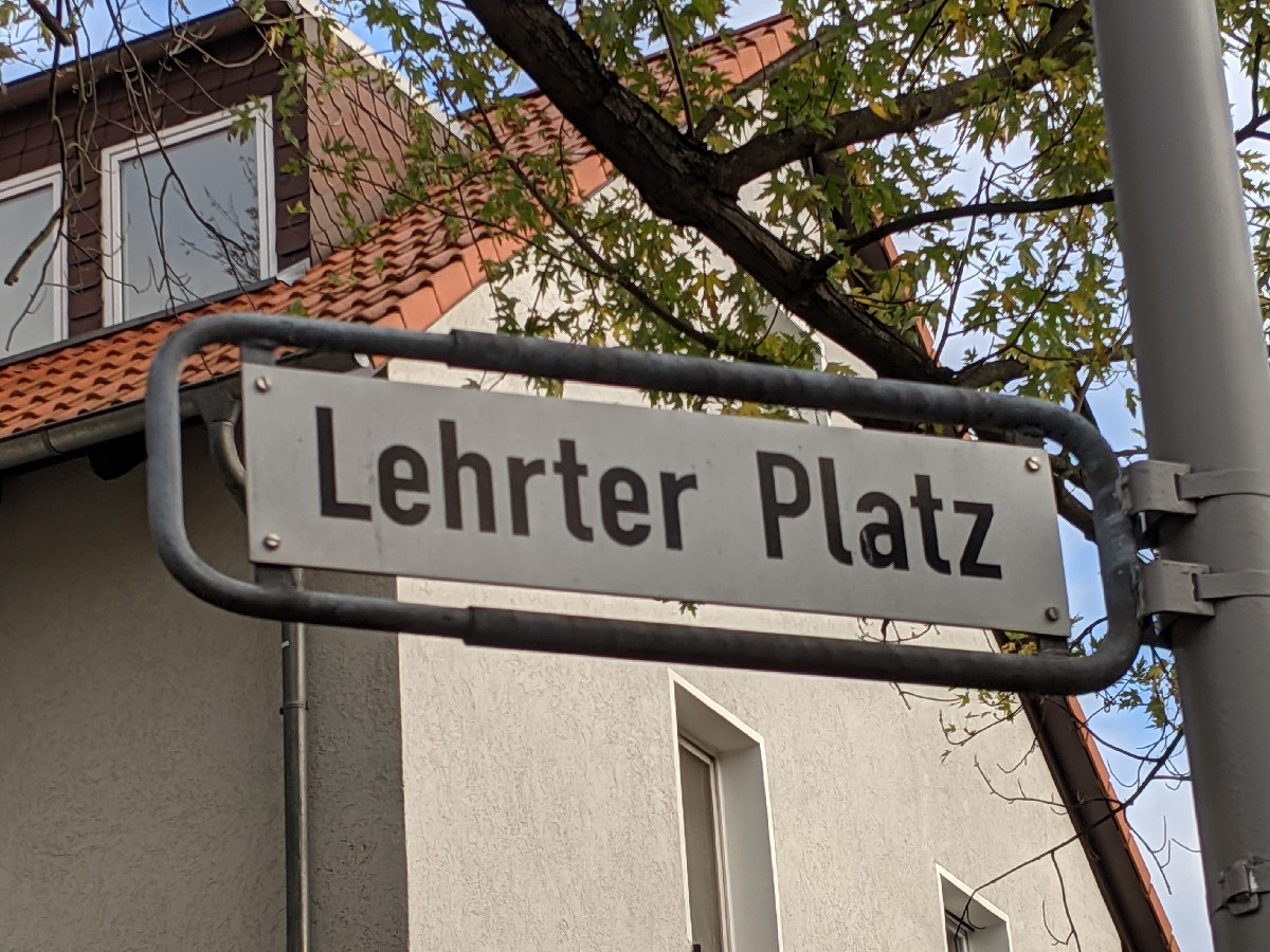 Lehrter Platz (Straßenschild)