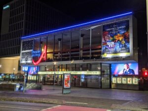 Theater am Aegi am Abend